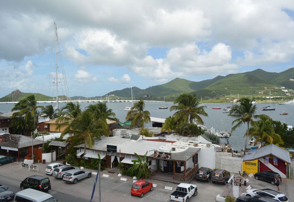 트래블 인 호텔 심슨 베이