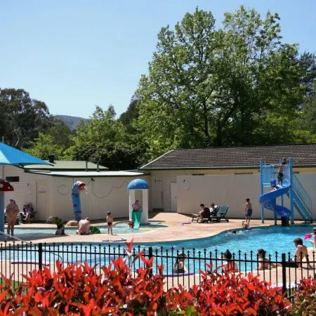 Porepunkah Pines Holiday Park