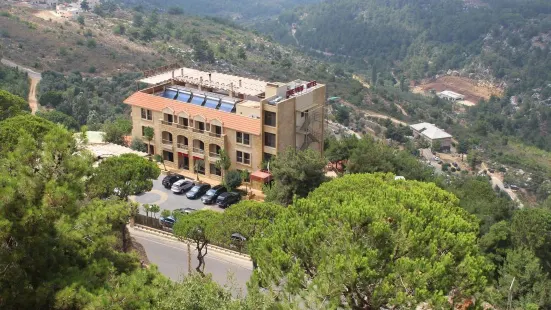 Pine View Hotel Azour-Jezzine