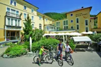 Hotel Baer & Post Zernez Hotels near Piz Quattervals