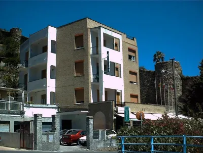 Gino Hotel a Varigotti
