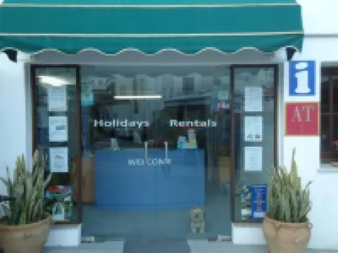 At Almoraide Suites Rooms