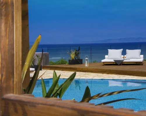 Ionian Eye Design Studios & Spa Hotel berhampiran Pantai Messonghi
