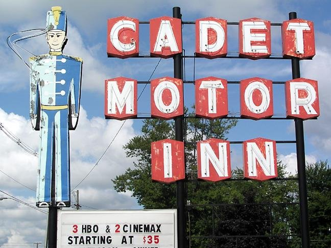 Cadet Motor Inn