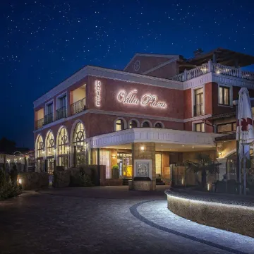 Villa Plaza Boutique Hotel & Spa