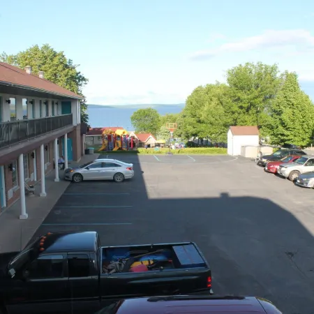Leisure Inn