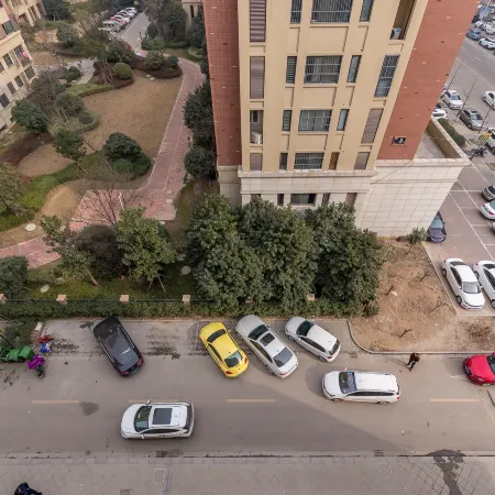 Suji Hotel