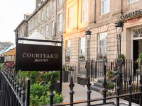 คอร์ทยาร์ด บาย แมริออท เอดินบะระ โรงแรมในเอดินบะระ