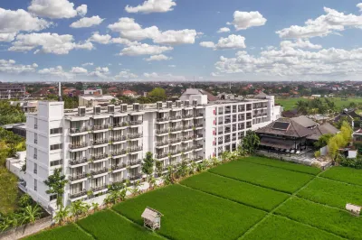 D'Primahotel Petitenget Seminyak 2 Các khách sạn gần Villa Savvoya Seminyak Bali