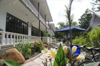 La Digue Self-Catering Apartments