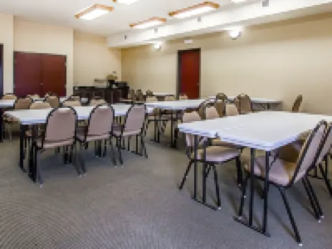 Comfort Suites Jackson-Cape Girardeau Hotels in Cape Girardeau County