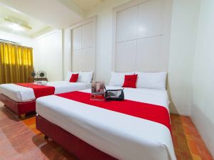 RedDoorz near Walking Street Angeles City