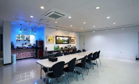 Forest of Color Pension - Housity