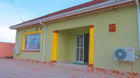 KM Executive Lodge
