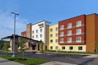 Fairfield Inn & Suites Decorah Hotels in 