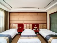 张掖花海假日酒店 - 豪华三人间