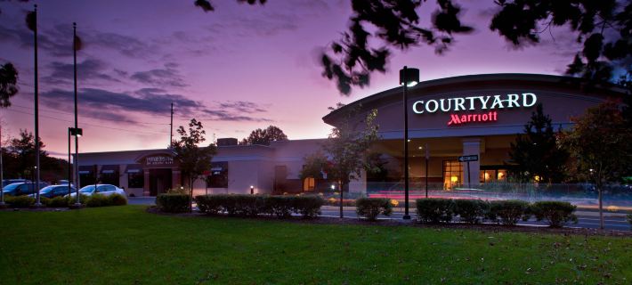 Courtyard Montvale Hotels in Bergen County