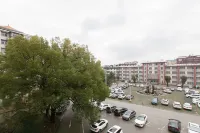 Dabieshan Hotel - Parkering