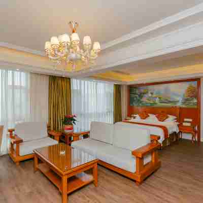 維也納酒店（平涼綠地廣場店） Rooms