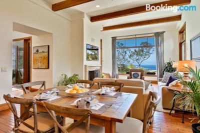 Restaurant #8080 - SeaView Sanctuary Five-Bedroom Holiday Home Photo