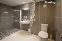 Cit'Hôtel Bristol Périgueux Centre - Wifi