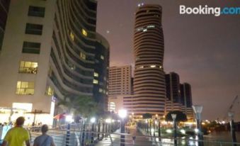 Apartamento Completo Edificio Riverfront 1 Puerto Santa Ana - Housity