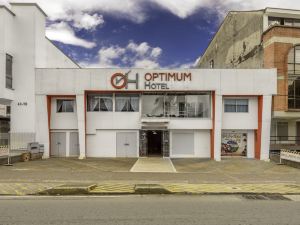 Ayenda Optimum Hotel