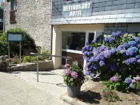 Logis Hôtel Vannes Nord le Clos des Hortensias Hotels in Bignan