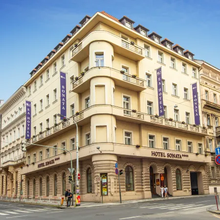 EA Hotel Sonata