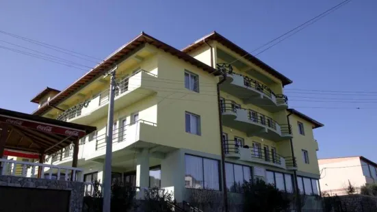 Hotel Istatov