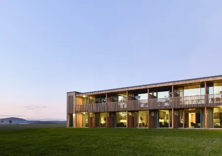 Waldstrand-Hotel Großschönau Отели в г. Нойгерсдорф