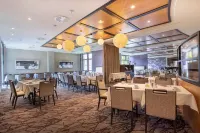 elaya Hotel frankfurt oberursel, Trademark Collection by Wyndham - parking