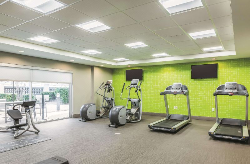 La Quinta Inn & Suites by Wyndham Dallas Plano West photo 3