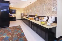 La Quinta Inn & Suites by Wyndham Marshall - petit déjeuner