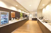 La Quinta Inn & Suites by Wyndham Billings - Bữa sáng