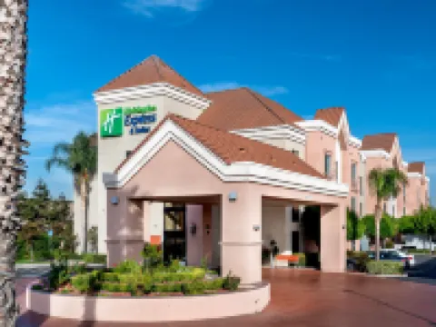 Holiday Inn Express & Suites LATHROP by IHG Hoteles en Lathrop