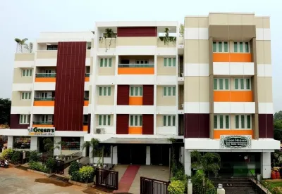 Hotel Green Palace Hotels near Angalamman Departmental store
