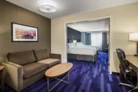 Holiday Inn & Suites Grande Prairie-Conference Ctr Hotels in Grande Prairie