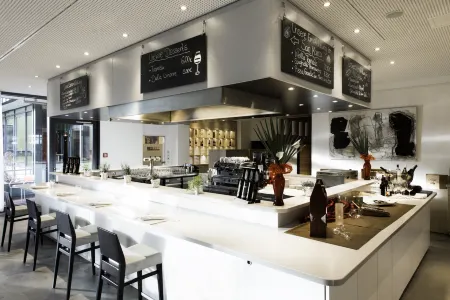 Dormero Hotel Hannover Отели рядом с достопримечательностью «Штадтпарк Ганновер»