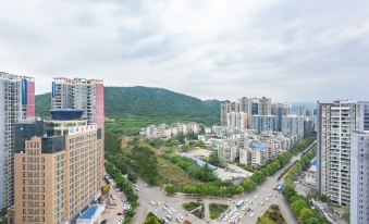 Shida Fenghuang Hotel