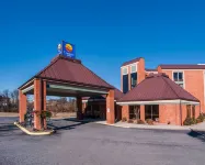 Comfort Inn Virginia Horse Center Hotels near Devils Backbone Brewing Company - Outpost Tap Room & Kitchen