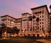 Beverly Wilshire, A Four Seasons Hotel Hotels near Beverly Gardens Park