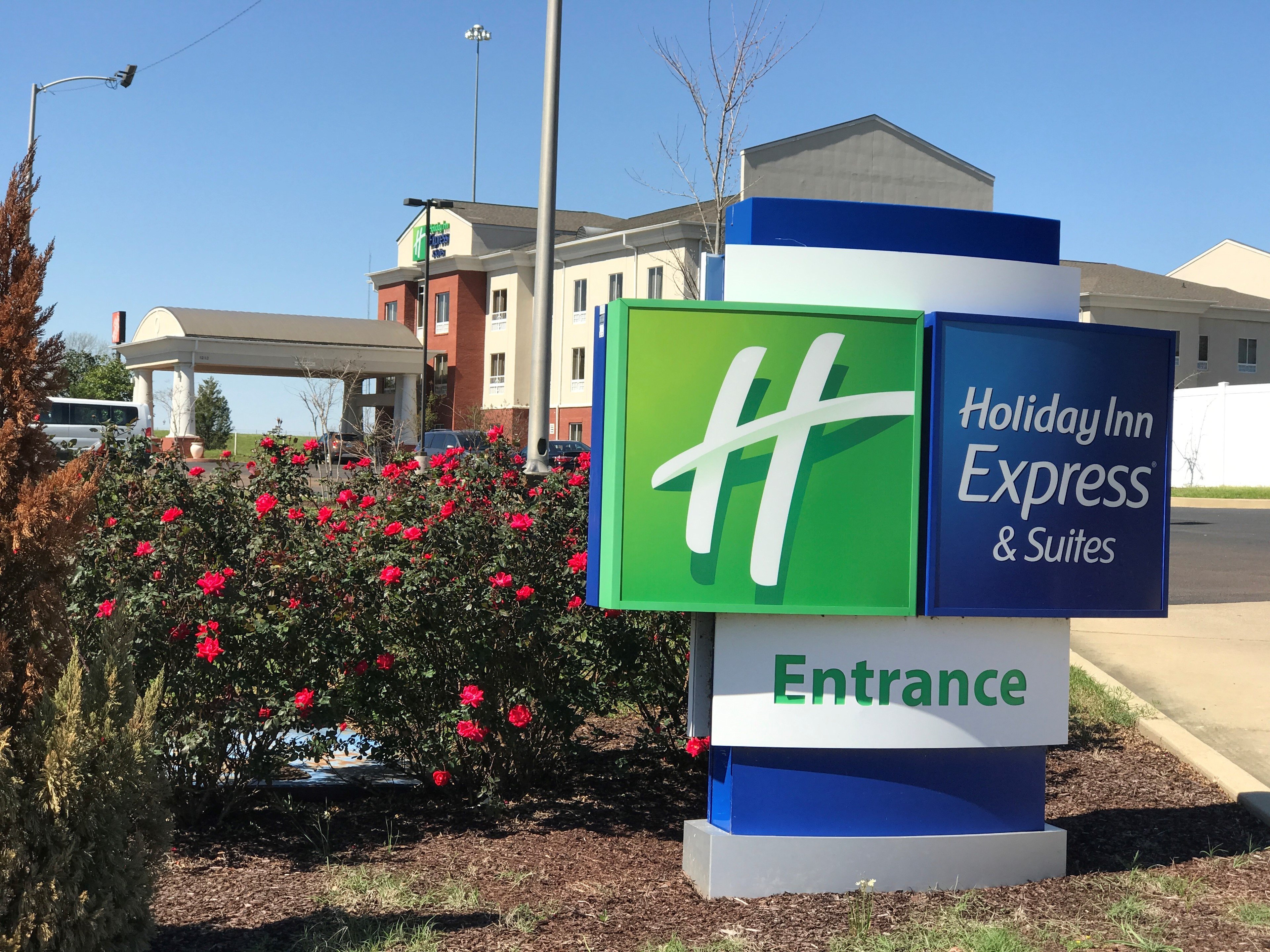 Holiday Inn Express & Suites Brookhaven, an Ihg Hotel