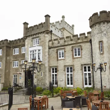 Ryde Castle by Greene King Inns
