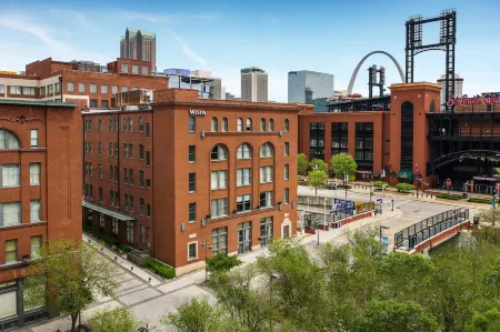 The Westin St. Louis Отели рядом с достопримечательностью «The Gateway Arch»