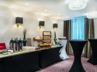 Crowne Plaza LONDON - EALING by IHG Hotels in Ealing