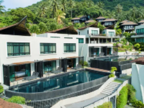 เดอะ ธนา รีสอร์ท เกาะเต่า โรงแรมในอำเภอเกาะพะงัน