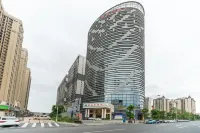 維也納飯店（佛山九江信基廣場店） 易捷便利店(紅橋大廈南)附近的飯店