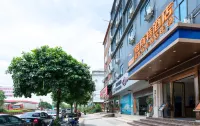 Yeste Hotel (Ningming Bus Terminal) Hotels near Rongfeng Tower