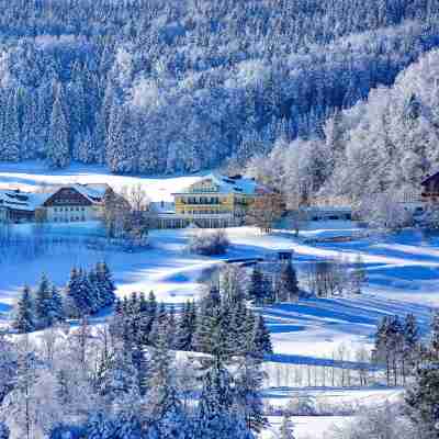 Arabella Jagdhof Resort am Fuschlsee, a Tribute Portfolio Hotel Hotel Exterior